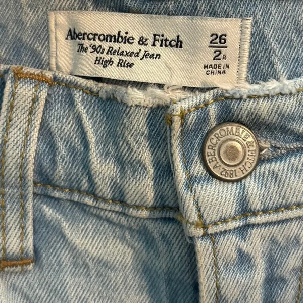 NEW Abercrombie & Fitch A&F Size 26 2 The 90s Relaxed Jeans High Rise Light Wash - Image 3