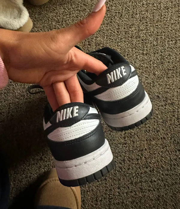 Nike 6.5 Women's  Dunks - Image 7