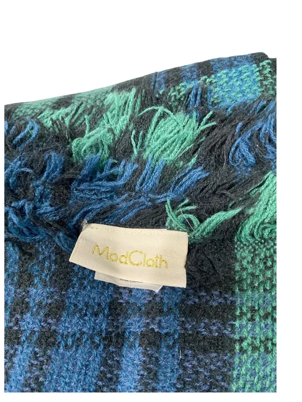 ModCloth Tartan Plaid Blanket Scarf Green One Size Preppy Coastal Academia Fall - Image 3