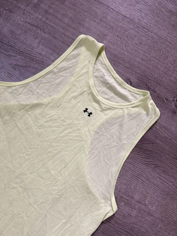 •UNDER ARMOUR• NEON TANK TOP - Image 3