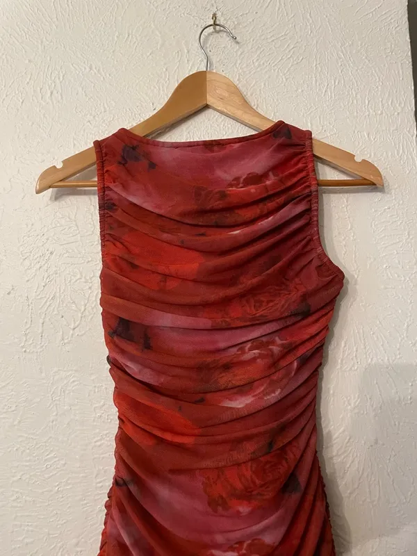 Elliatt Elise Red Ruched Mermaid Maxi Dress Size XS - Image 7