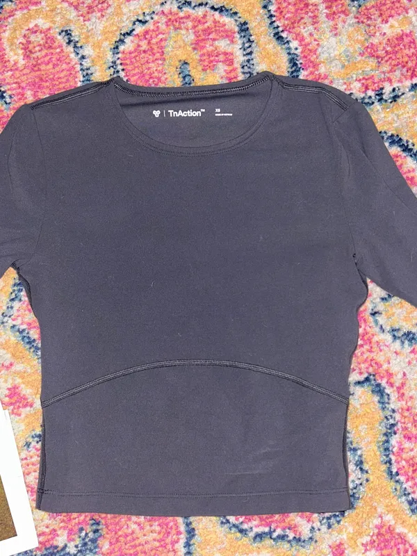 Aritzia Top - Image 2