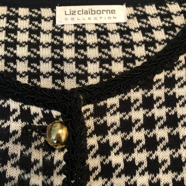 Liz Claiborne Ladies houndstooth button up Jacket Sweater - Image 4