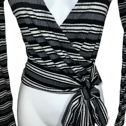 FREE PEOPLE Always With Me Striped Black Gray Wrap Tie Crop Top EUC Size‎ Small - Image 5