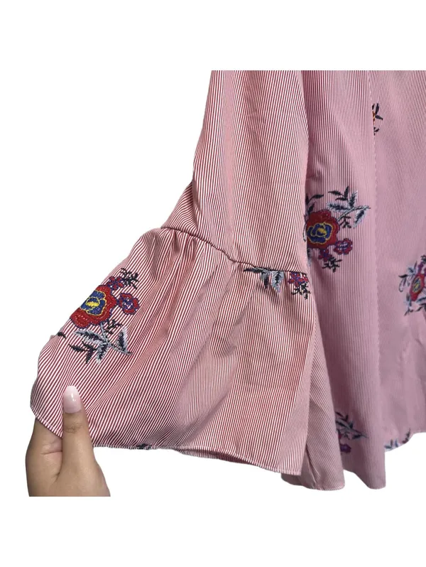 Nine West Red and White Striped Floral Embroidered Bell Sleeve Blouse Size XL - Image 5