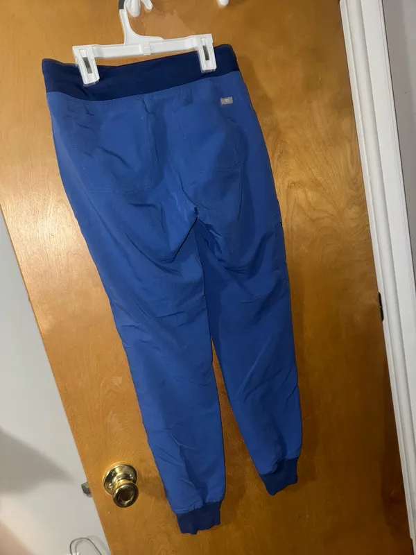 FIGS Scrub Pants Jogger - Image 2