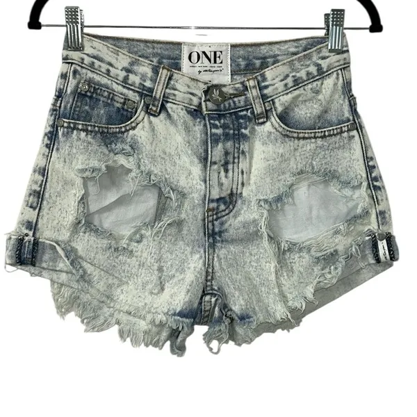One Teaspoon Distressed Denim Shorts(Size 24) - Image 2