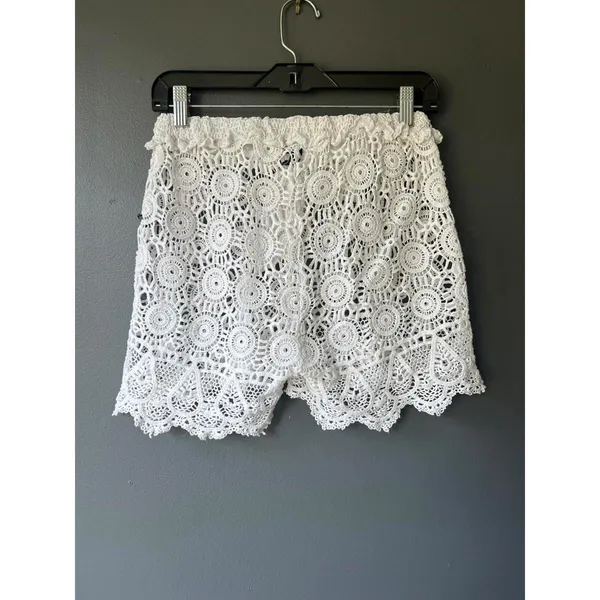 Cynthia Rowley White Crochet Lace Shorts with Tie Waist Size Small - Image 2