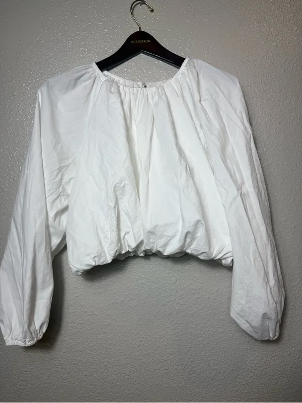 Maeve by Anthropologie White Cotton Bubble Hem Cropped Peasant Blouse Size Small - Image 2