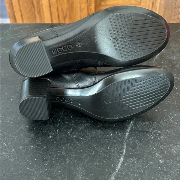 ECCO Shape M35 Ankle Boots Black Leather Heeled Round Toe Comfort Fall‎ size 5.5 - Image 6