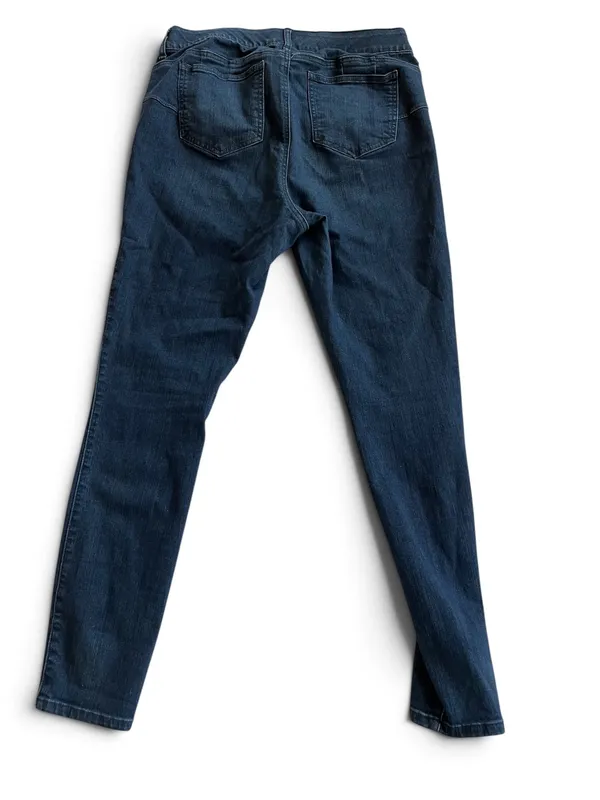 Levi’s Jean 720 High-Rise Super Skinny Blue Denim 24 size 16 girls - Image 3