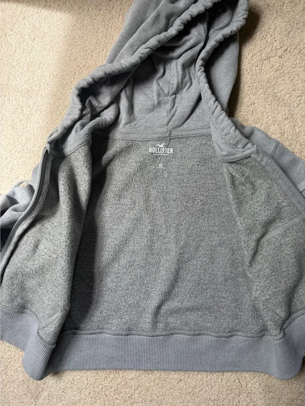 Hollister Crop Zip-Up - Image 2