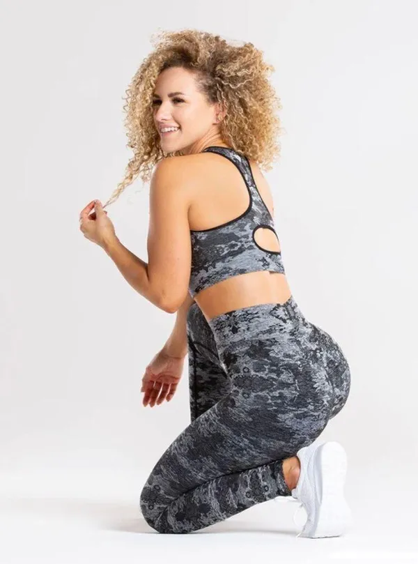 Women's Best Wear CAMO SEAMLESS SPORTS BRA - Image 6