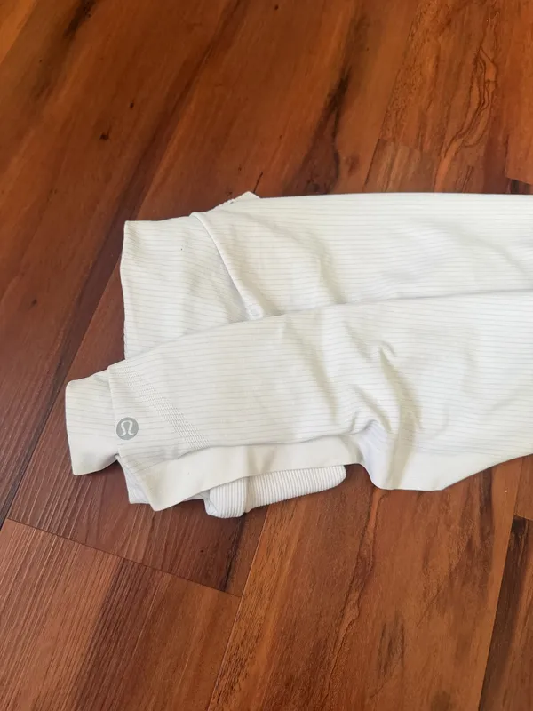 Lululemon Swiftly Tech Long Sleeve - Image 3