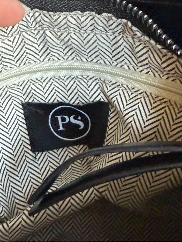 Pretty Simple Black Studded Crossbody Shoulder Bag (EUC) - Image 9