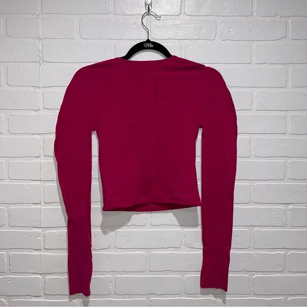 Fabletics Corey SculptKnit® Long-Sleeve Top in Very Berry Size Small - Image 12