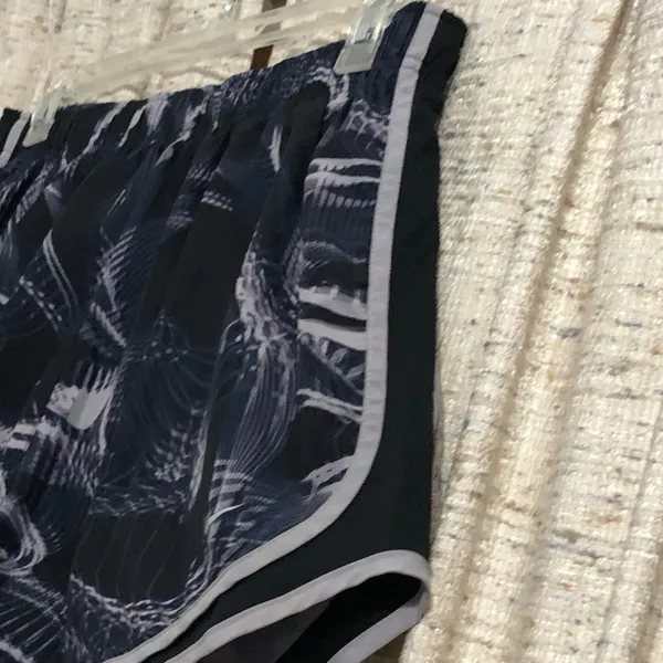 Nike Dri-Fit Tempo Running Shorts  - Image 3