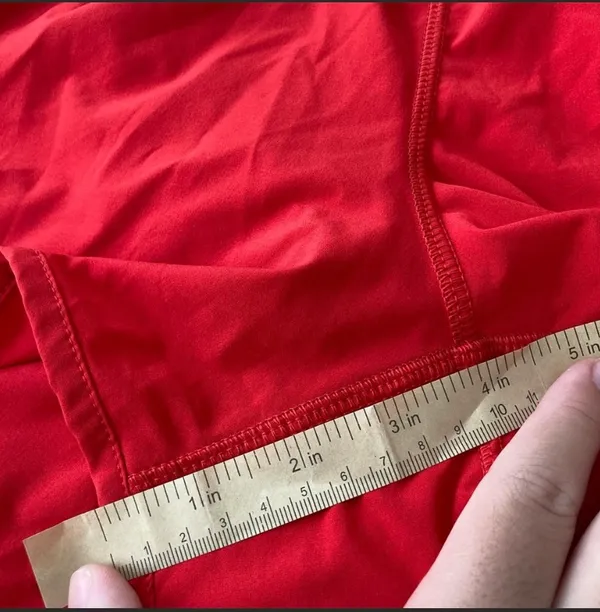 Lululemon Tracker Low-Rise Lined Short 4” Size 10 Love Red - Image 7
