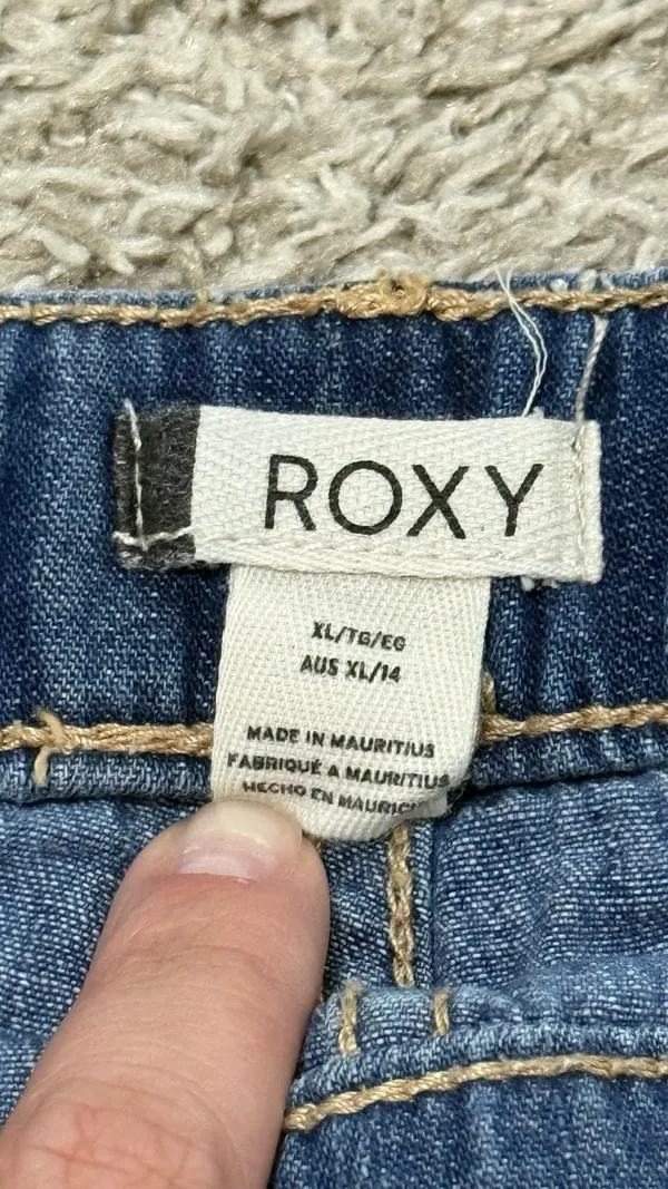 Roxy Set - Image 6