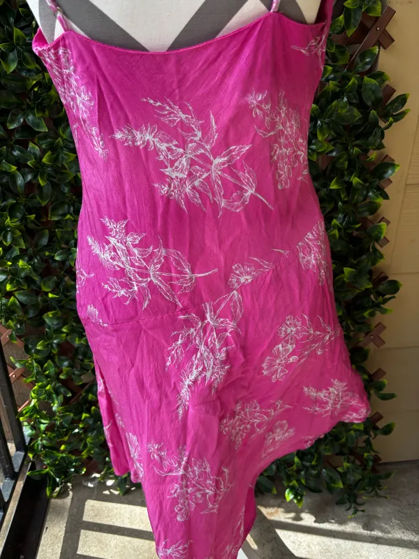 ASTR The Label Dress Midi Floral SIZE SMALL - Image 6