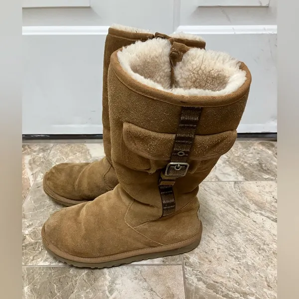 UGG Tall Retro Cargo Boots with Buckle and side pocket - Image 6