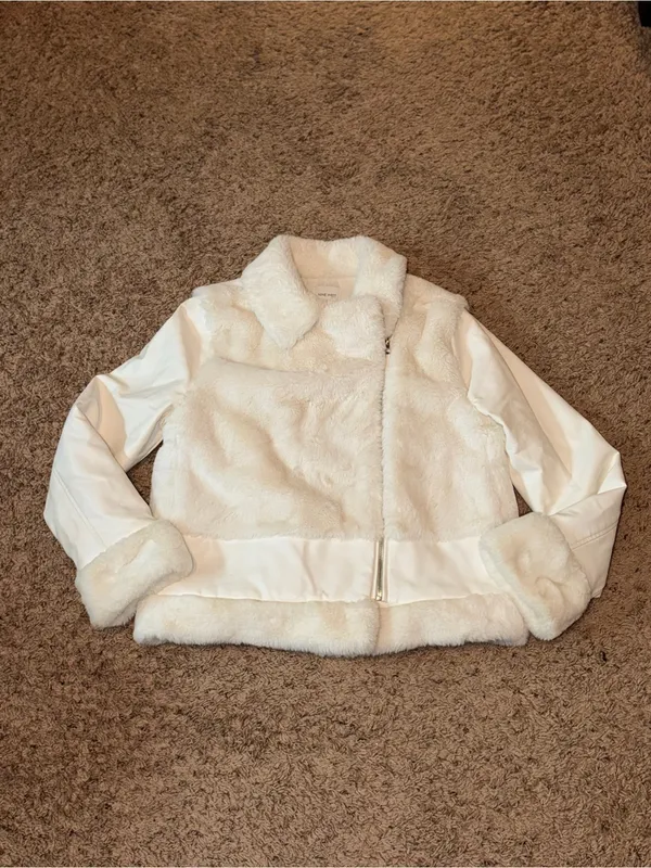 Nine West Cream Faux Fur Moto Jacket Size Small - Image 6