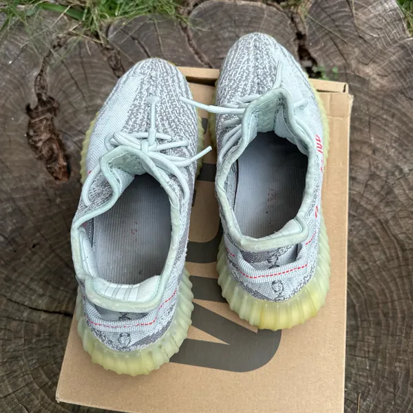 Adidas Yeezy Boost 350 V2 men’s shoes size 9.5 - Image 6