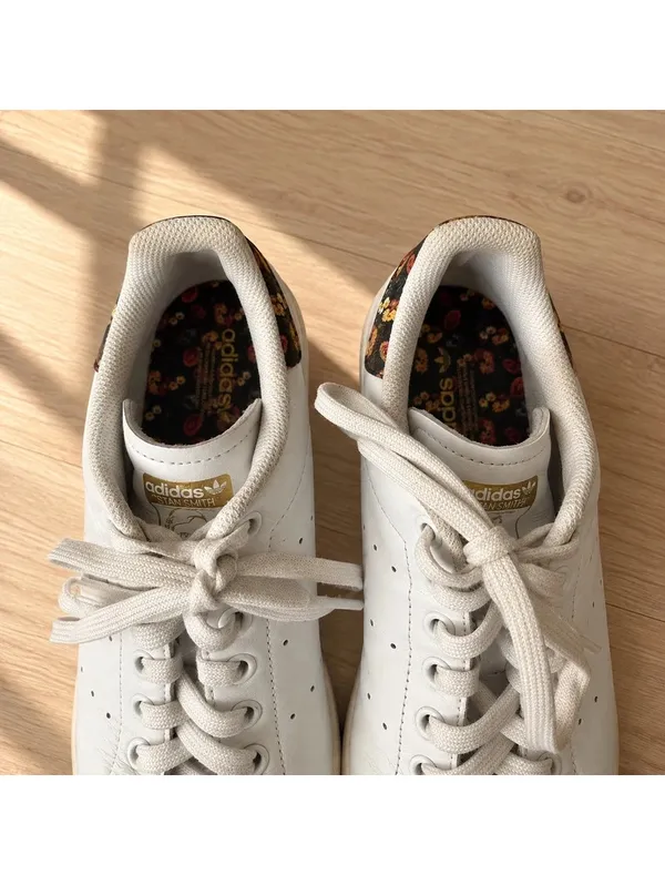 Adidas Stan Smith White Leather Floral Sneakers Women’s Size 8 - Image 3