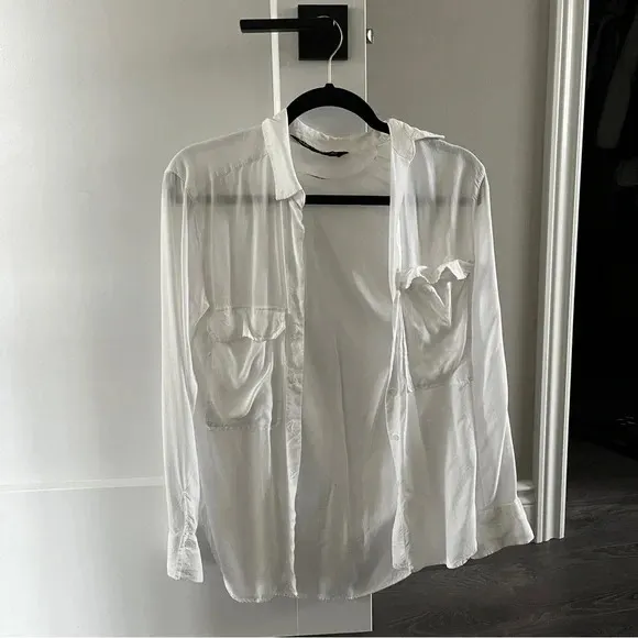 Zara White Button Down Collar Breast Pockets Lightweight Perfect Condition XS - Image 2
