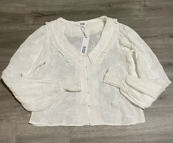 BB Dakota Steve Madden Floral/ Lace White Blouse - Image 3