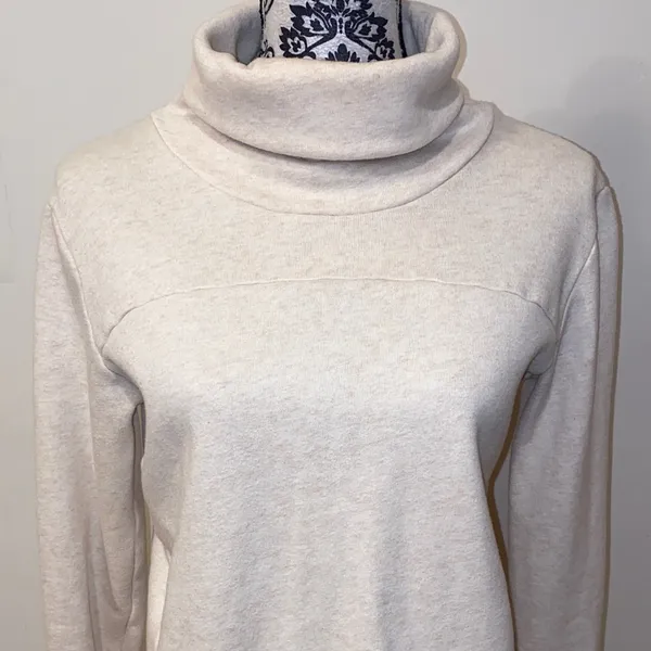 ALO Yoga Haze Funnel Neck Pullover Sweatshirt Size XS - Image 4