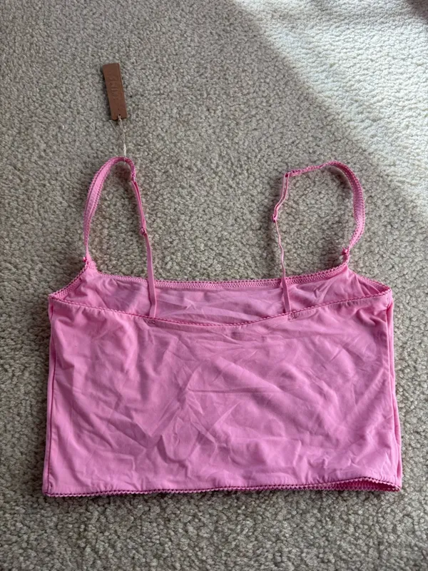 SKIMS Pink Cropped Camisole Tank - Image 4