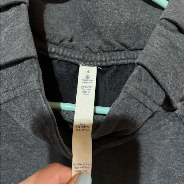 Lululemon crewneck - Image 5