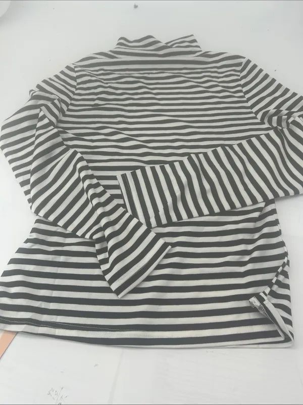 Women’s Striped Long-Sleeve Tee - Black & White - Image 7