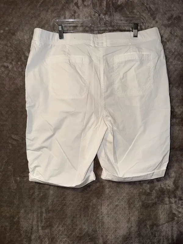 Chico's White Roll-Tab Bermuda Shorts - Image 10