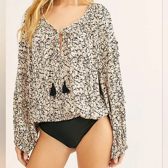 Free People Intimately All Tucks Printed‎ Bodysuit Size Small - Image 2