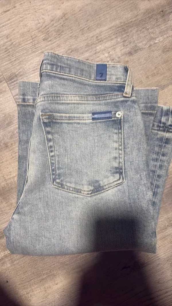 7 For All Mankind Jeans Women’s - Image 2