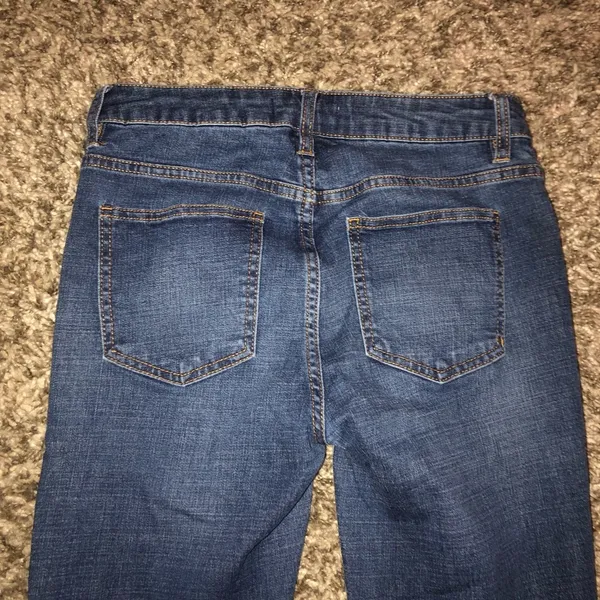 Skinny jeans. - Image 2