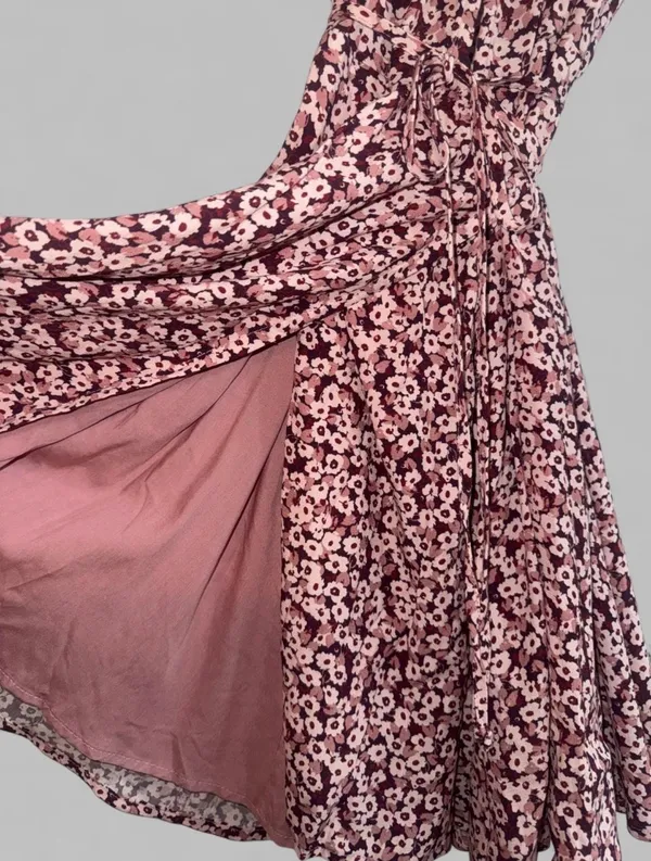 NEW Size S Floral Wrap Dress in Dusty Rose - Image 2