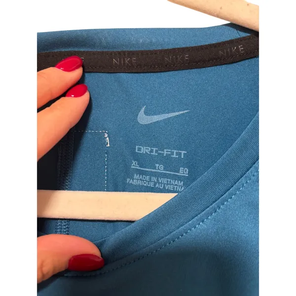 Nike Blue Dri-Fit XL Short Sleeve T-Shirt - Image 4