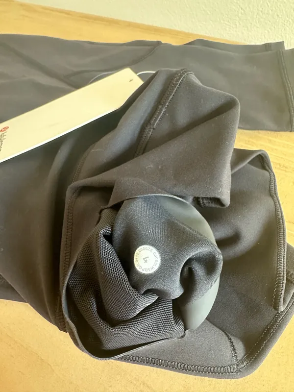 Lululemon In Movement Tight 25" *Everlux Black 4 - Image 10