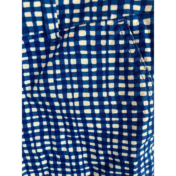Tommy Hilfiger Patterned Shorts Size 6 - Image 2