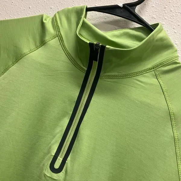 Rei Womens Medium Polyester Blend High Visibility Green Active Top #734 - Image 3