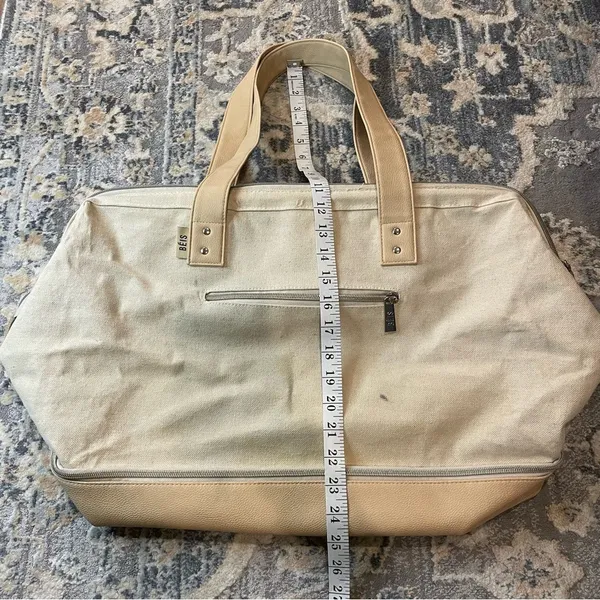 Beis Beige Travel Tote Bag (flawed) - Image 3