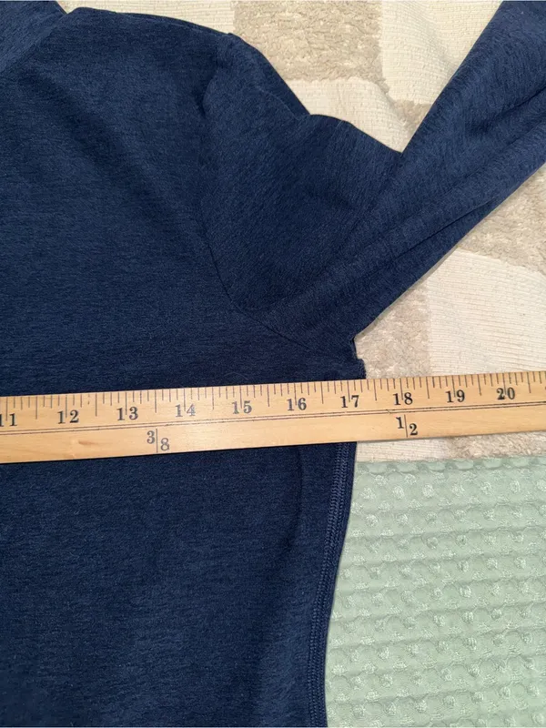 NWOT Beyond Yoga Spacedye Captivating Turtleneck Pullover size M - Image 2