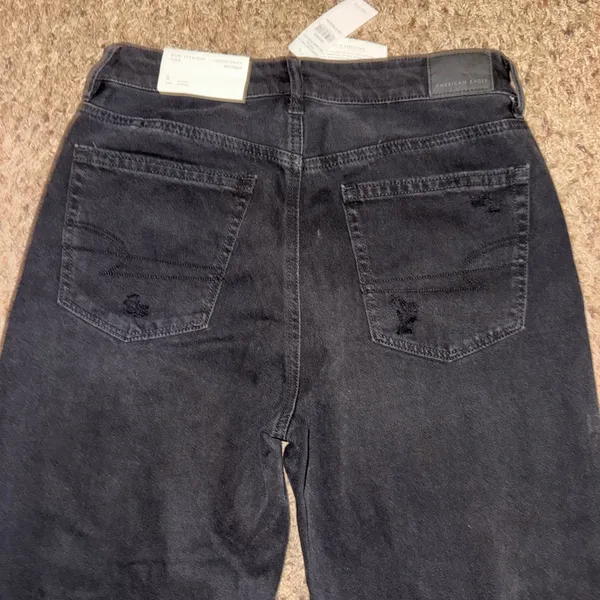 NWT American Eagle Outfitters Mom Straight Black Jeans size 6 - Image 3