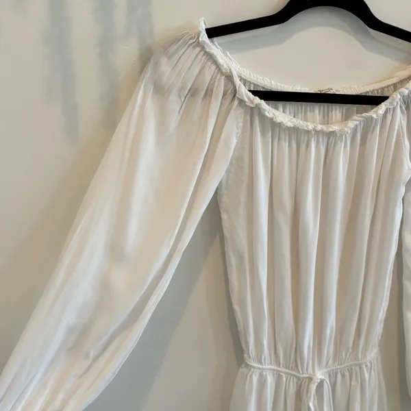 Brandy Melville John Galt White Gabriella Romper Off Shoulder OS Elastic Waist - Image 2