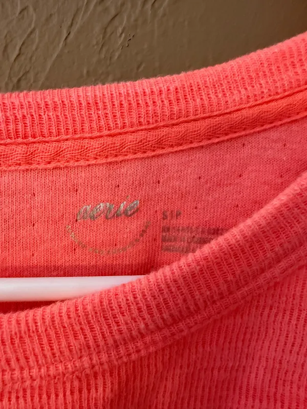 Aerie Pink top long sleeved - Image 2