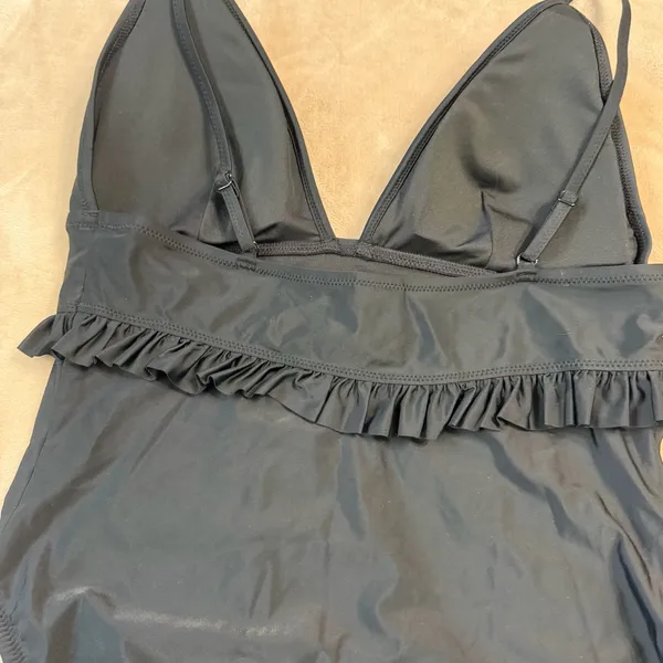 J. Crew Re-Imagined Plunge Black Ruffled One-Piece Swimsuit Size 12 - Image 4