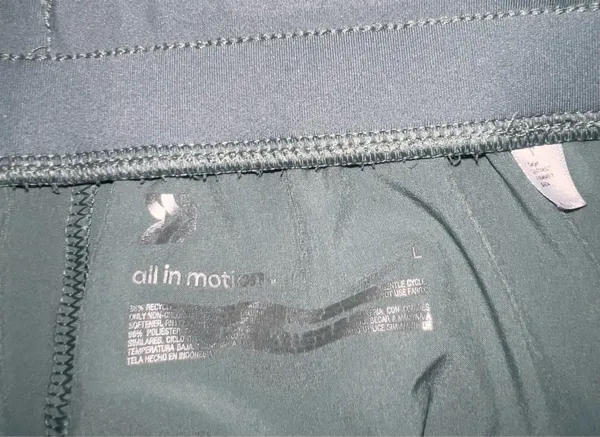 All in Motion Shorts Athletic Green Women’s Large - Image 2
